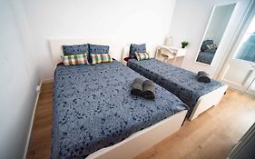 By Rambla De Catalunya Rooms